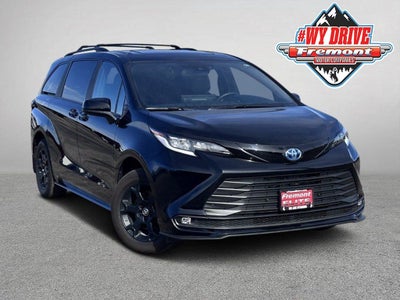 2025 Toyota Sienna XLE AWD