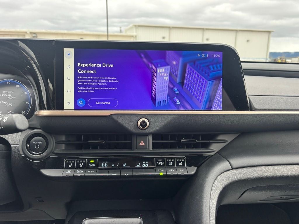 2025 Toyota Crown Signia Limited