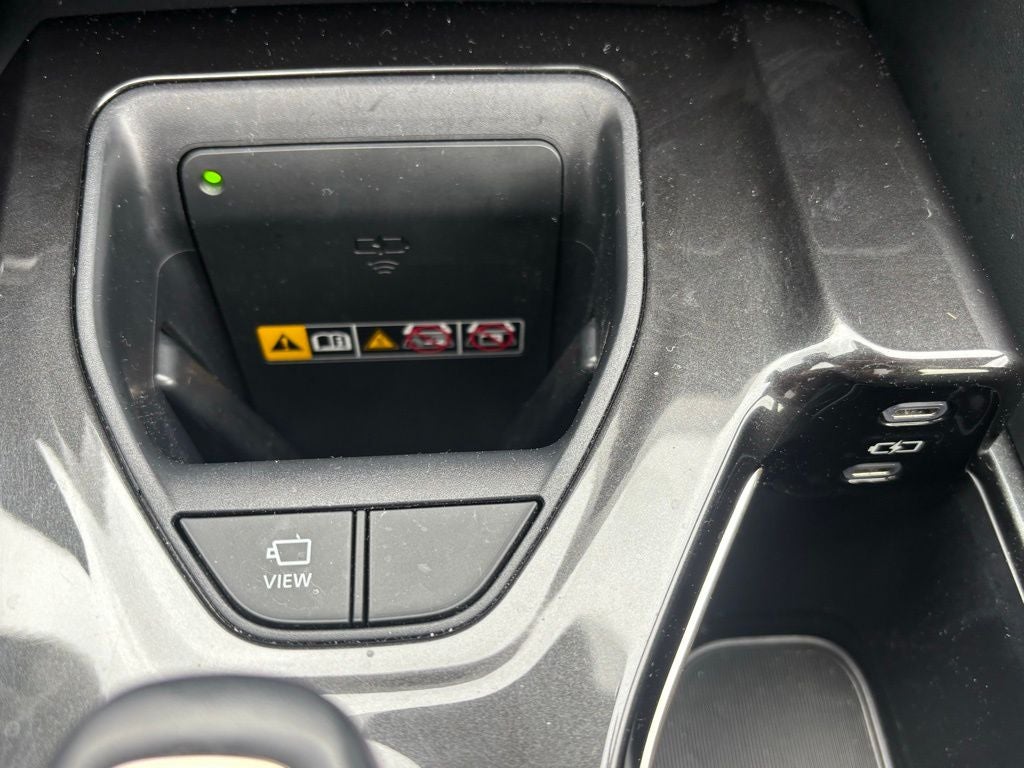 2025 Toyota Crown Signia Limited