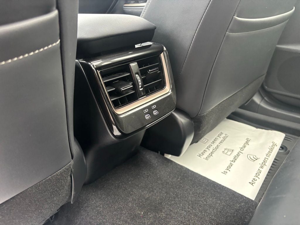 2025 Toyota Crown Signia Limited