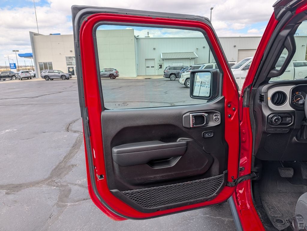 2025 Jeep Wrangler Willys