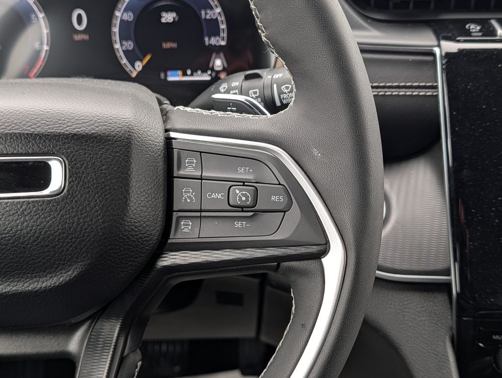 2025 Jeep Grand Cherokee Altitude X 4X4