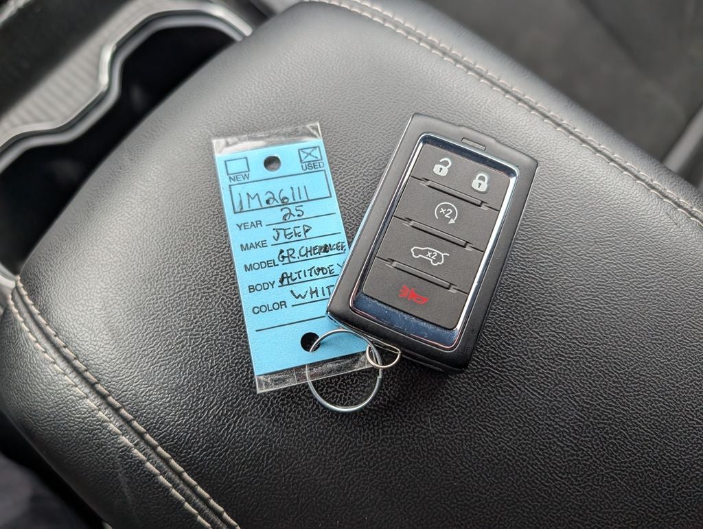 2025 Jeep Grand Cherokee Altitude X 4X4