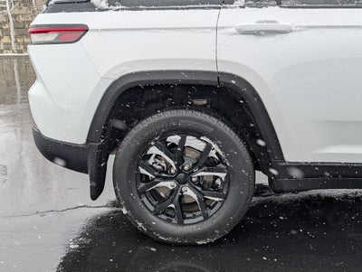 2025 Jeep Grand Cherokee Altitude X 4X4