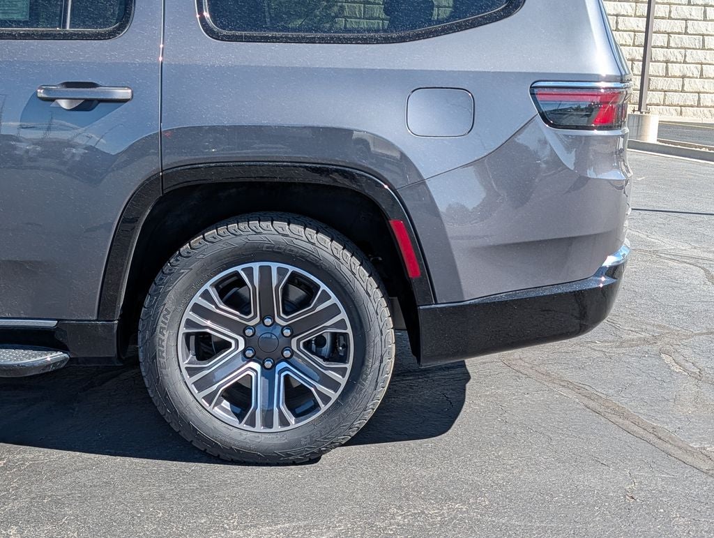 2023 Jeep Wagoneer Base 4x4