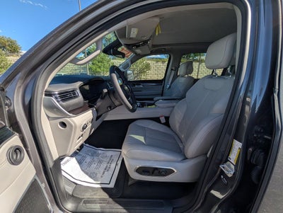 2023 Jeep Wagoneer Base 4x4
