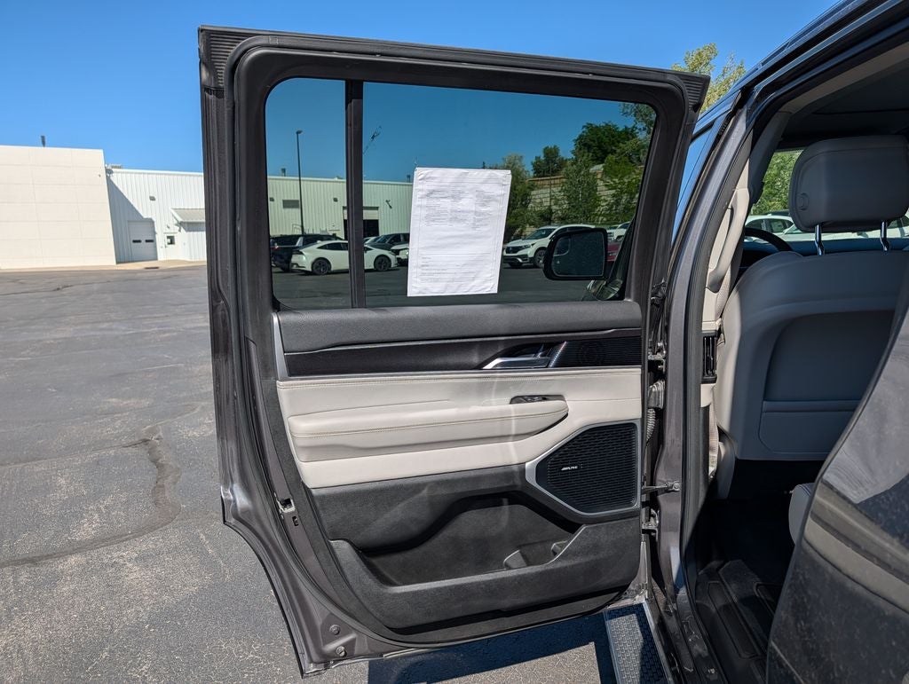 2023 Jeep Wagoneer Base 4x4