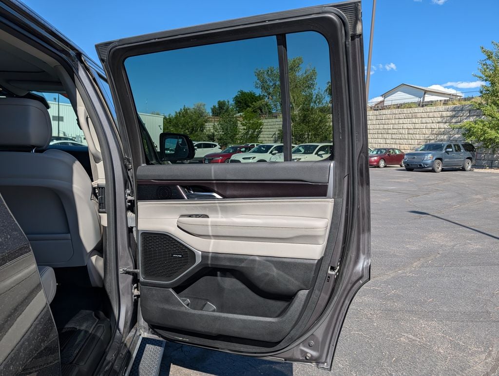 2023 Jeep Wagoneer Base 4x4