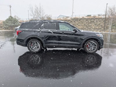 2025 Ford Explorer ST 4WD