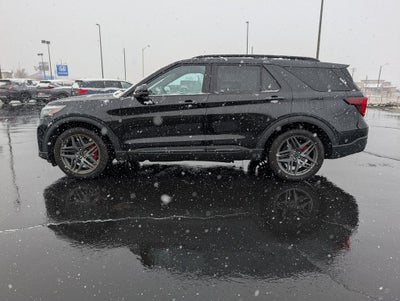 2025 Ford Explorer ST 4WD