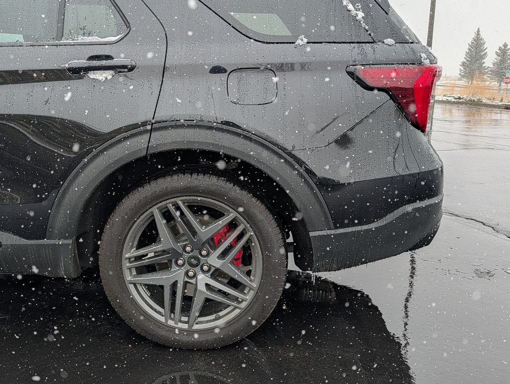 2025 Ford Explorer ST 4WD