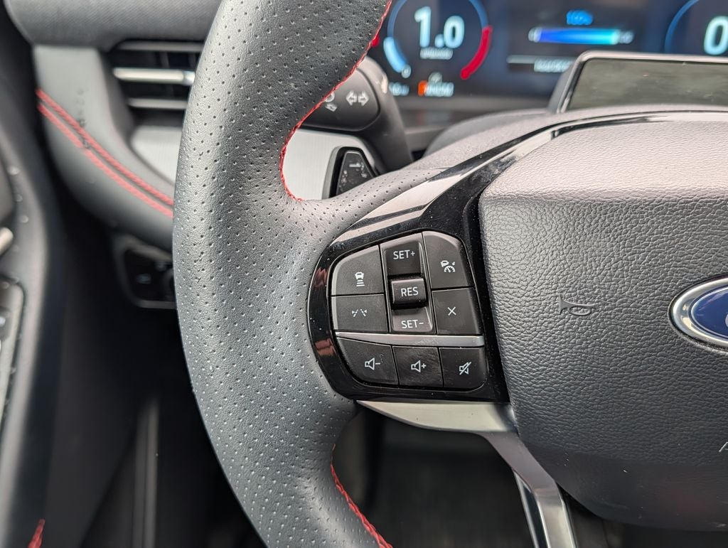 2025 Ford Explorer ST 4WD