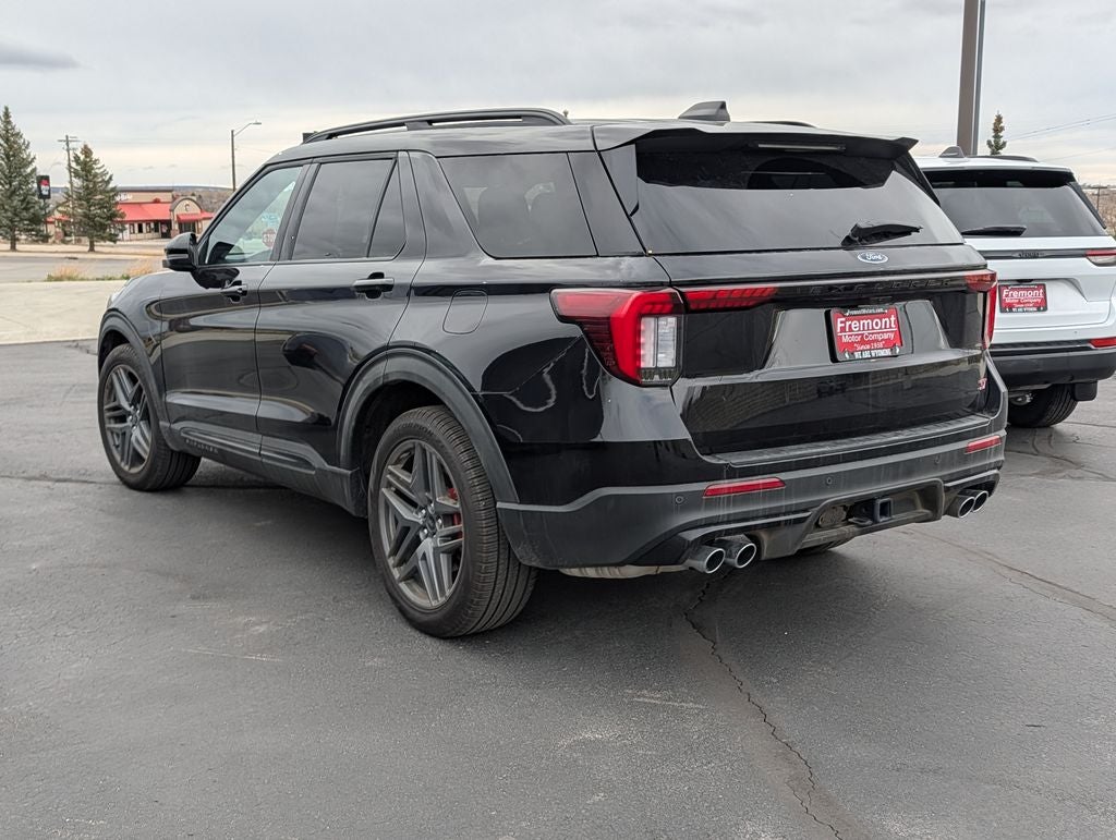 2025 Ford Explorer ST 4WD