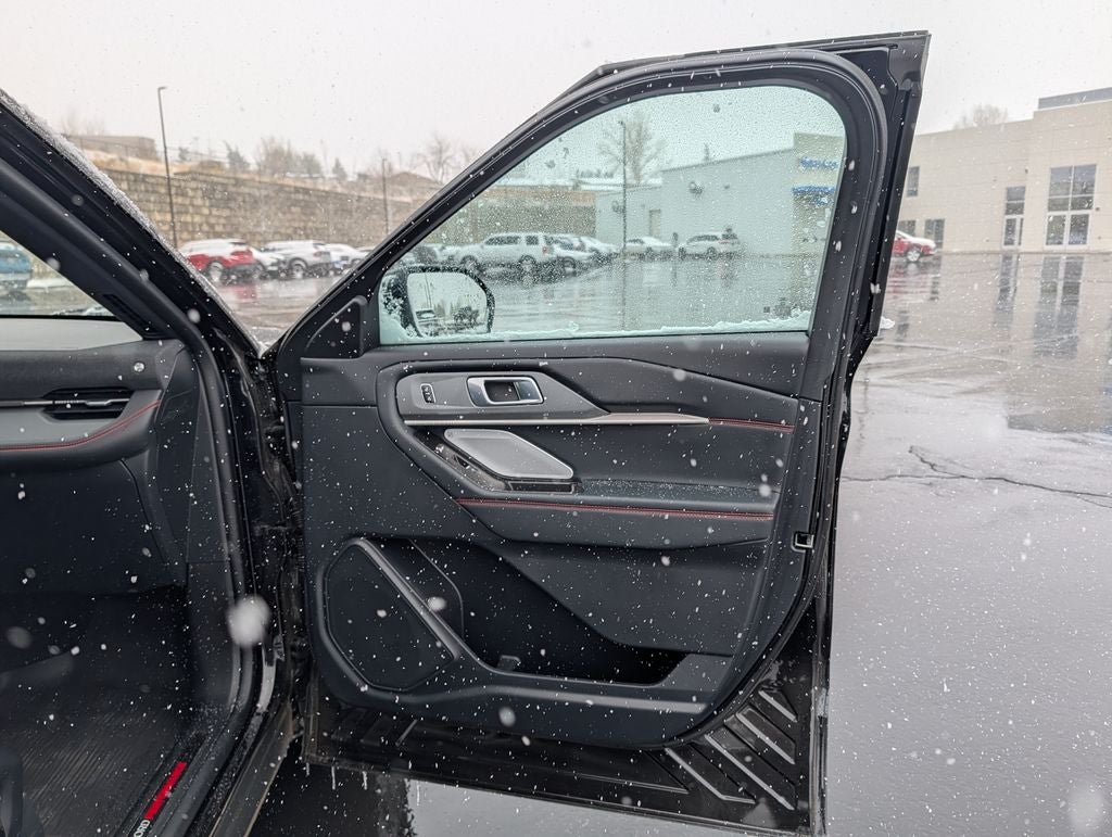 2025 Ford Explorer ST 4WD