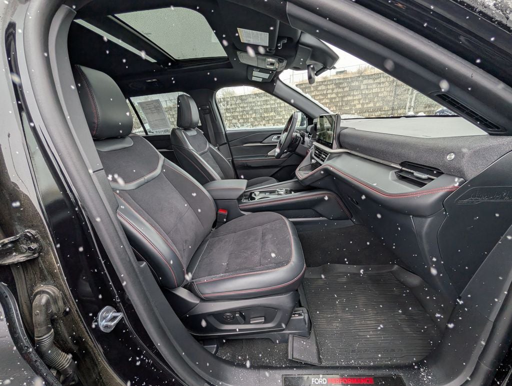 2025 Ford Explorer ST 4WD