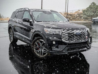 2025 Ford Explorer ST 4WD