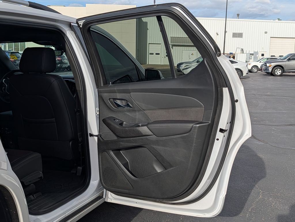 2022 Chevrolet Traverse High Country