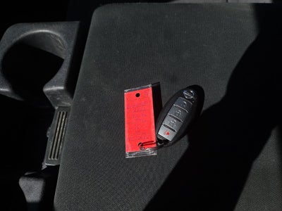 2022 Nissan Titan SV