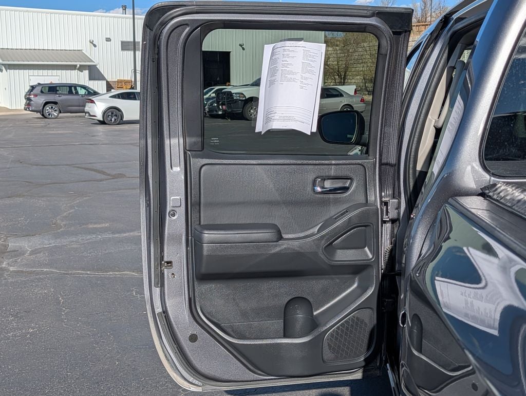 2024 Nissan Frontier SV 4X4