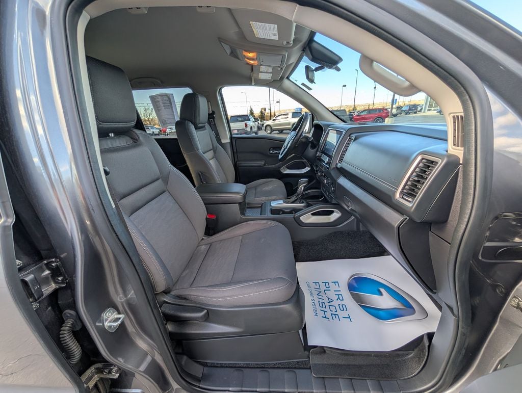 2024 Nissan Frontier SV 4X4