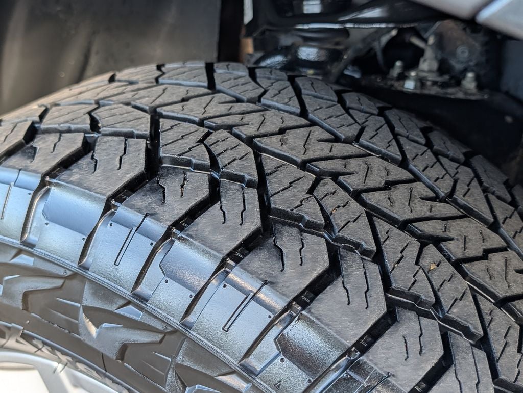 2024 Nissan Frontier SV 4X4