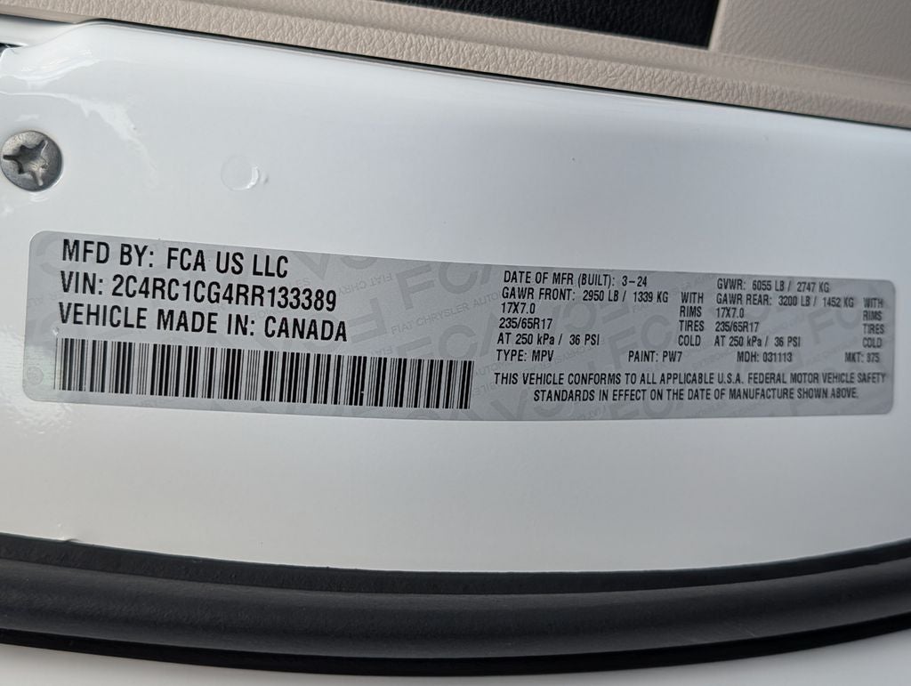 2024 Chrysler Voyager LX