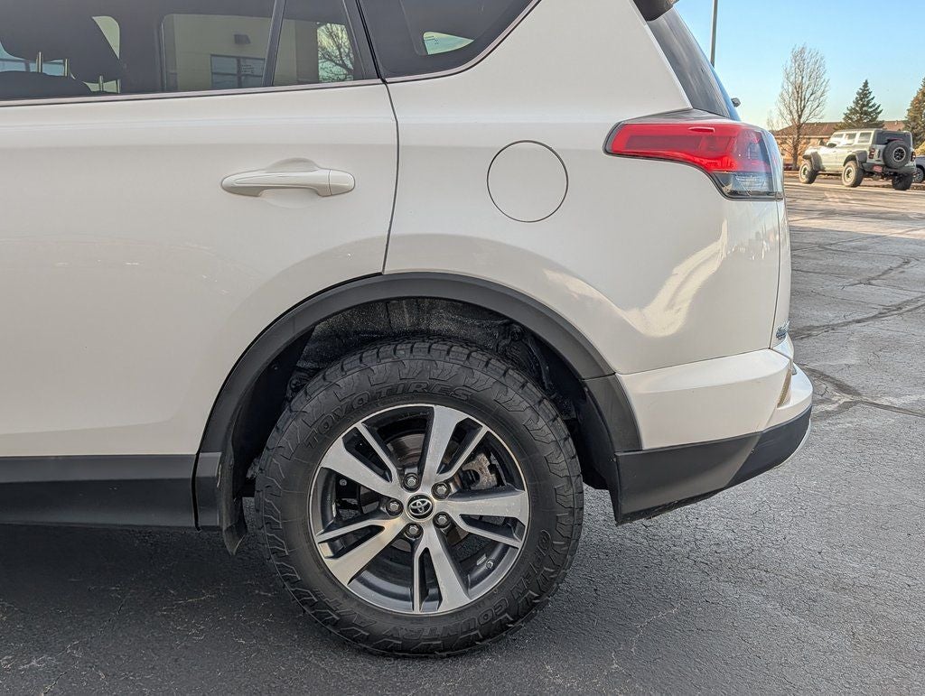 2016 Toyota RAV4 XLE