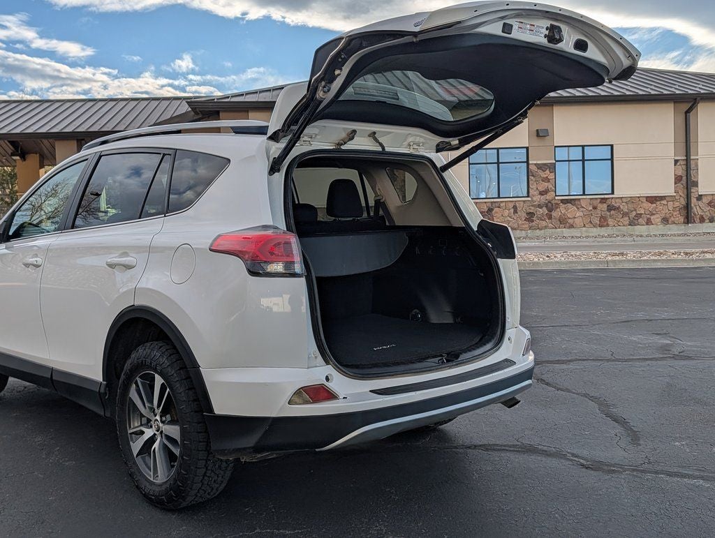 2016 Toyota RAV4 XLE