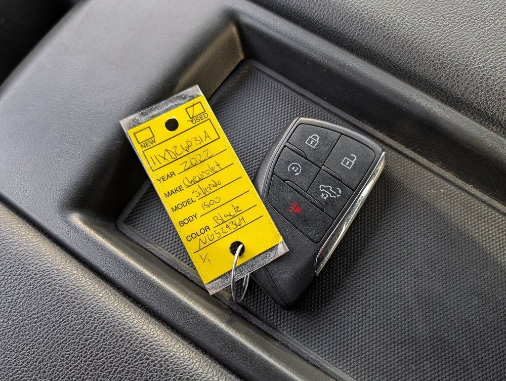 2022 Chevrolet Silverado 1500 Custom Trail Boss