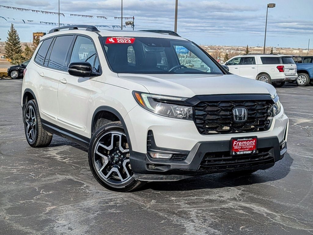 2023 Honda Passport Elite