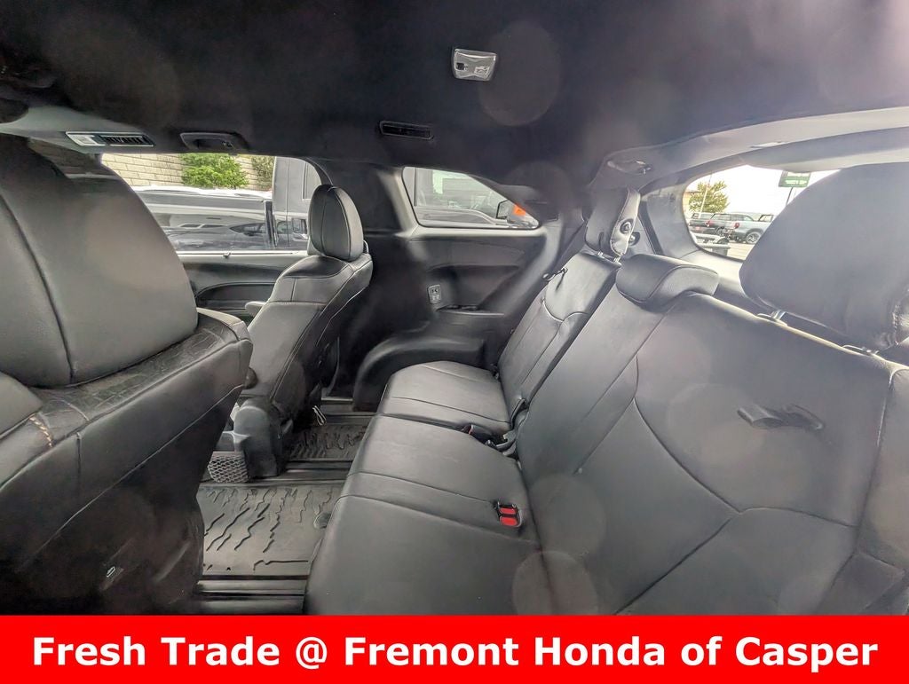 2025 Toyota Sienna Woodland Edition
