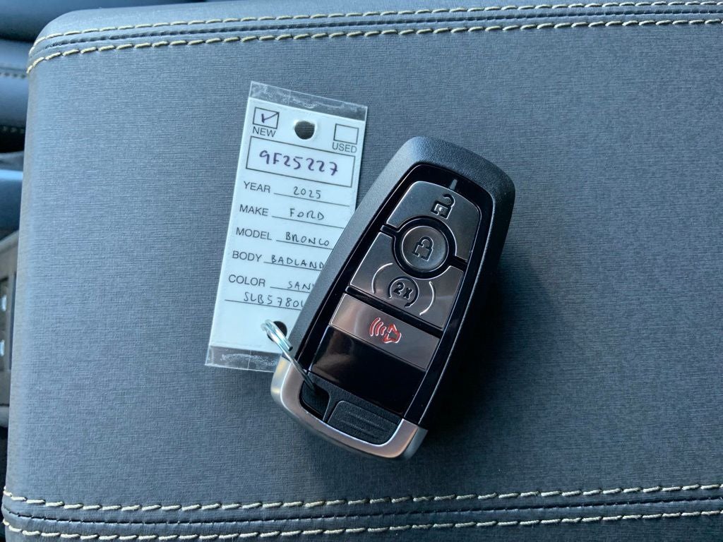 2025 Ford Bronco Badlands