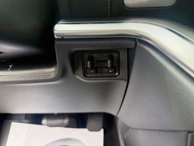 2027 Ford Expedition Max Platinum 30th Anniversary Pkg
