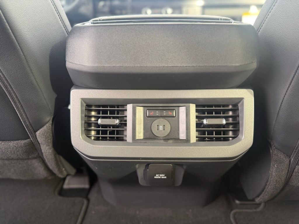 2026 Ford F-350SD Lariat Black Appearance Pkg