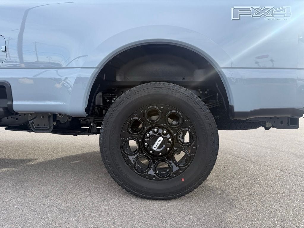 2026 Ford F-350SD Lariat Black Appearance Pkg