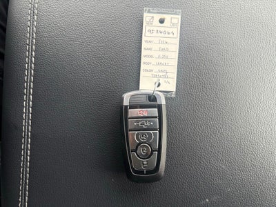 2026 Ford F-350SD Lariat Black Appearance Pkg