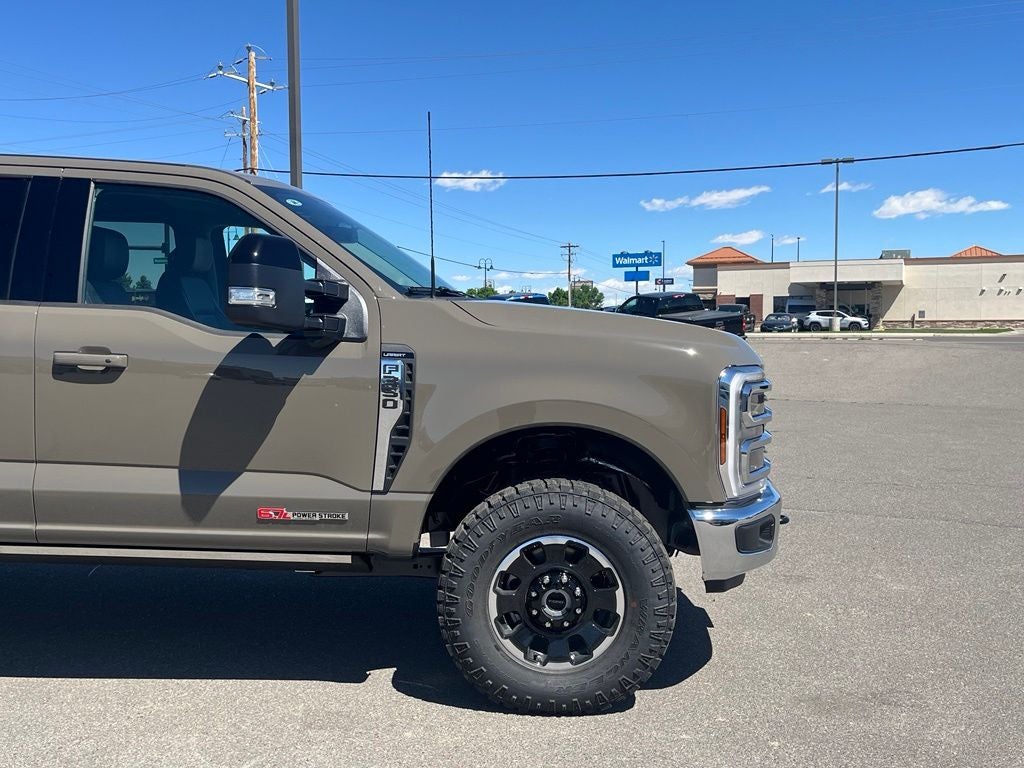 2026 Ford F-350SD Lariat Tremor