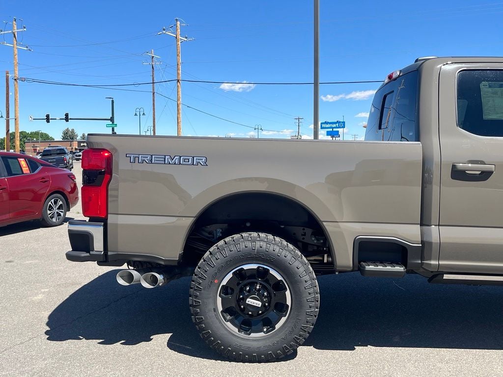 2026 Ford F-350SD Lariat Tremor