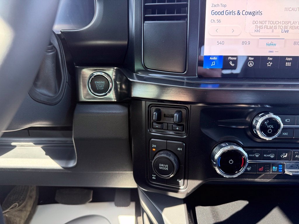 2027 Ford F-350SD Lariat