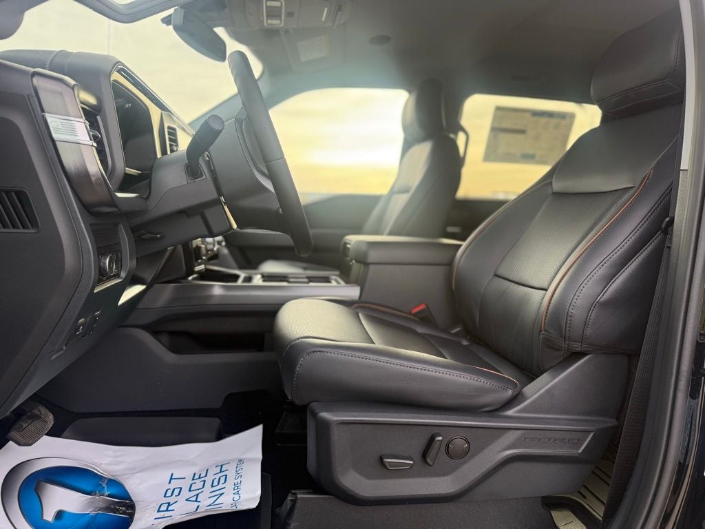 2026 Ford F-350SD Lariat Black Appearance Pkg