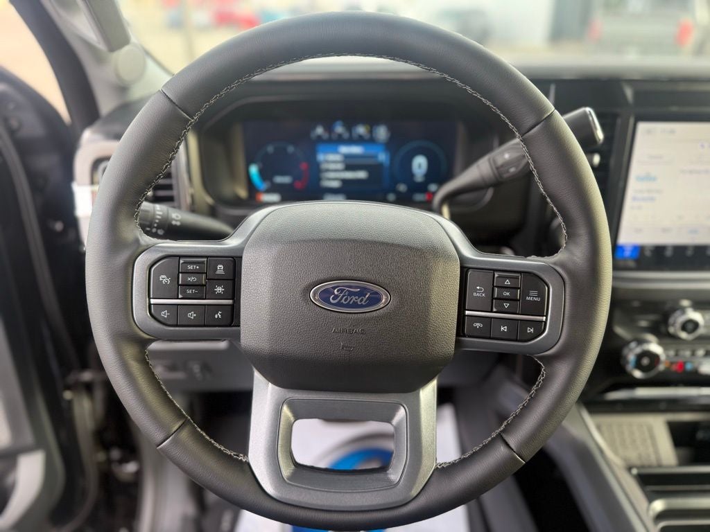 2026 Ford F-350SD Lariat Black Appearance Pkg