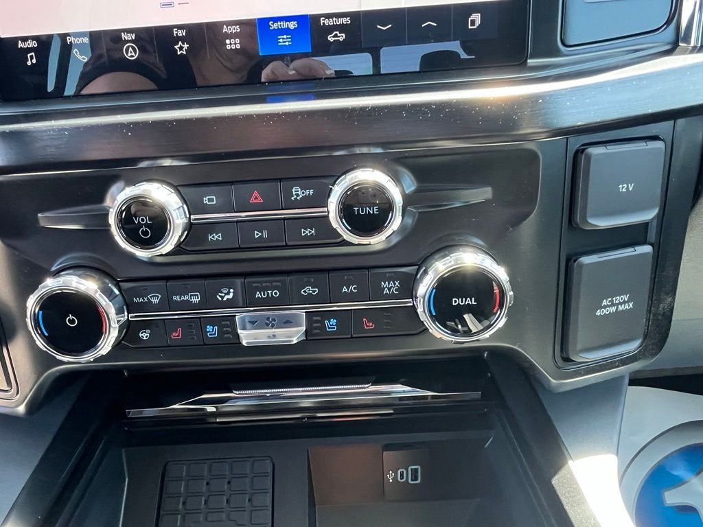 2026 Ford F-350SD Lariat Tremor