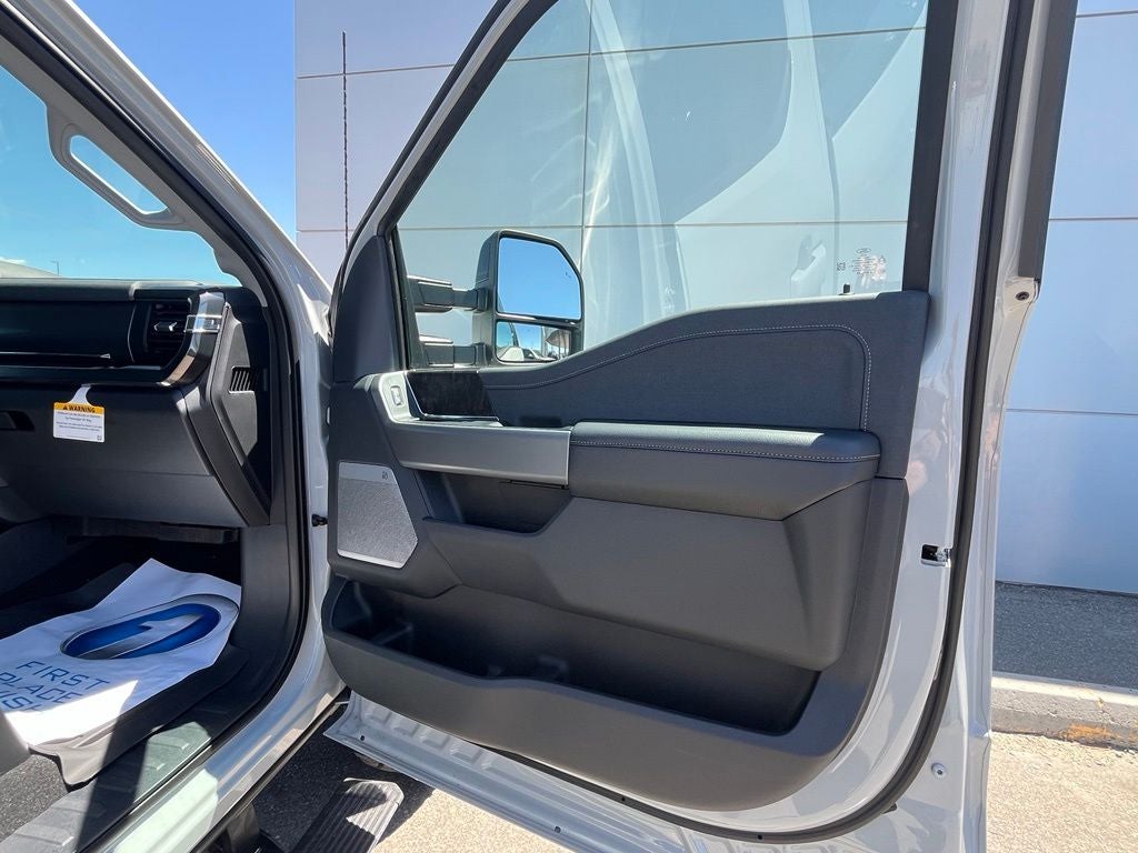 2026 Ford F-350SD Lariat Tremor