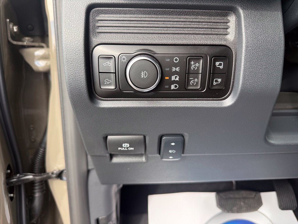 2027 Ford F-350SD Lariat Tremor