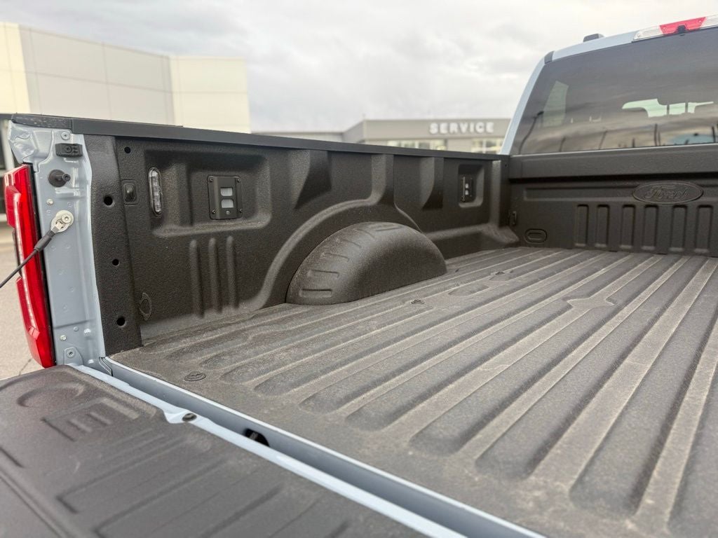 2026 Ford F-350SD Lariat Black Appearance Pkg