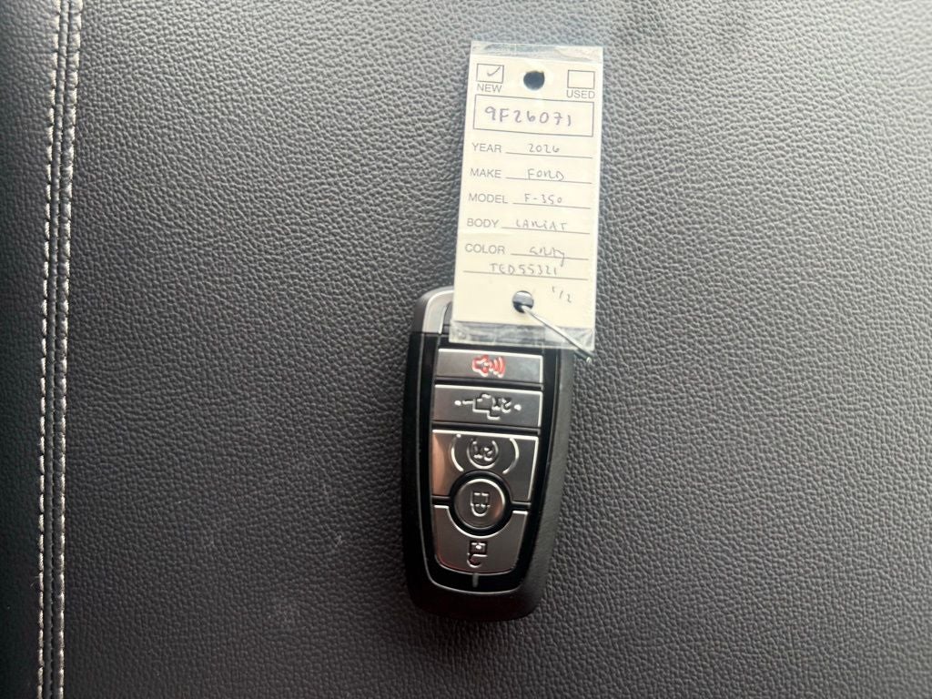 2026 Ford F-350SD Lariat Black Appearance Pkg