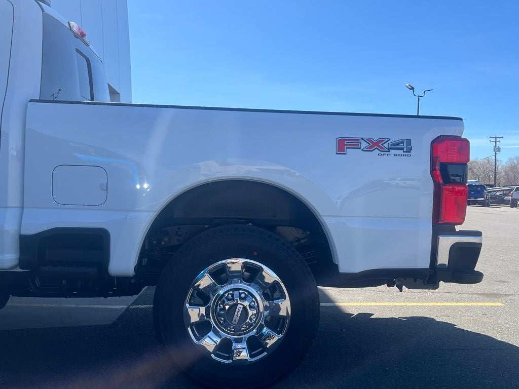 2026 Ford F-350SD Lariat