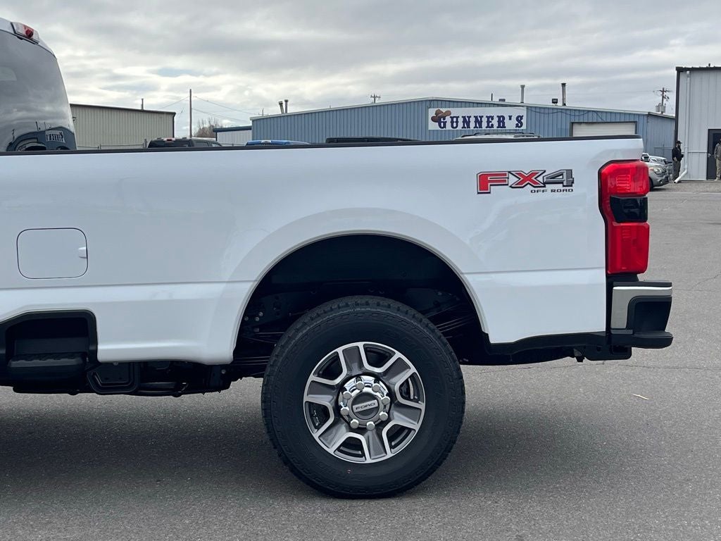 2026 Ford F-350SD Lariat