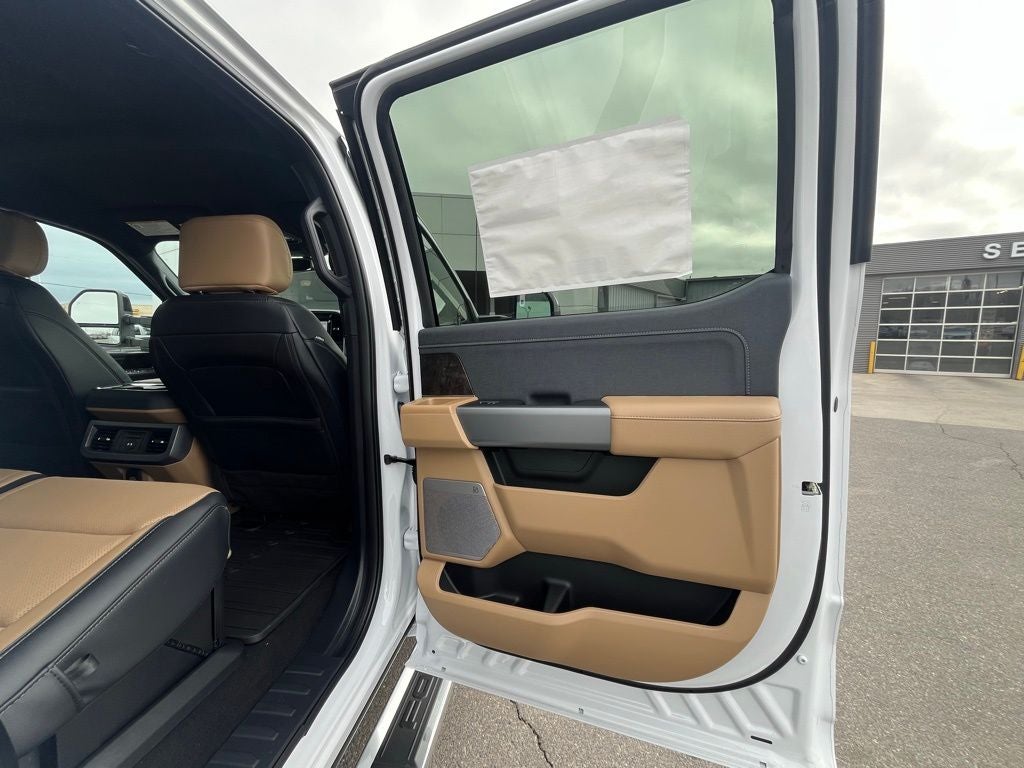 2026 Ford F-350SD Lariat