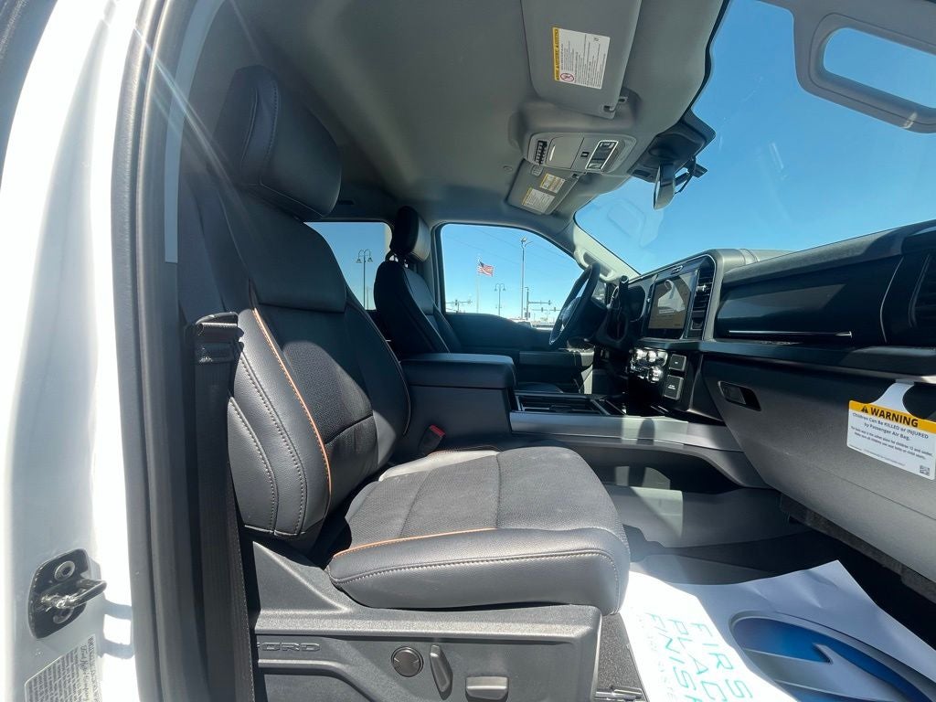 2026 Ford F-350SD Lariat